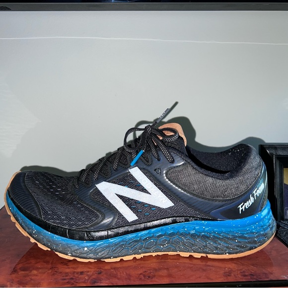 Fresh Foam Brand New Brooklyn 11.5 Shoes - Picture 1 of 4